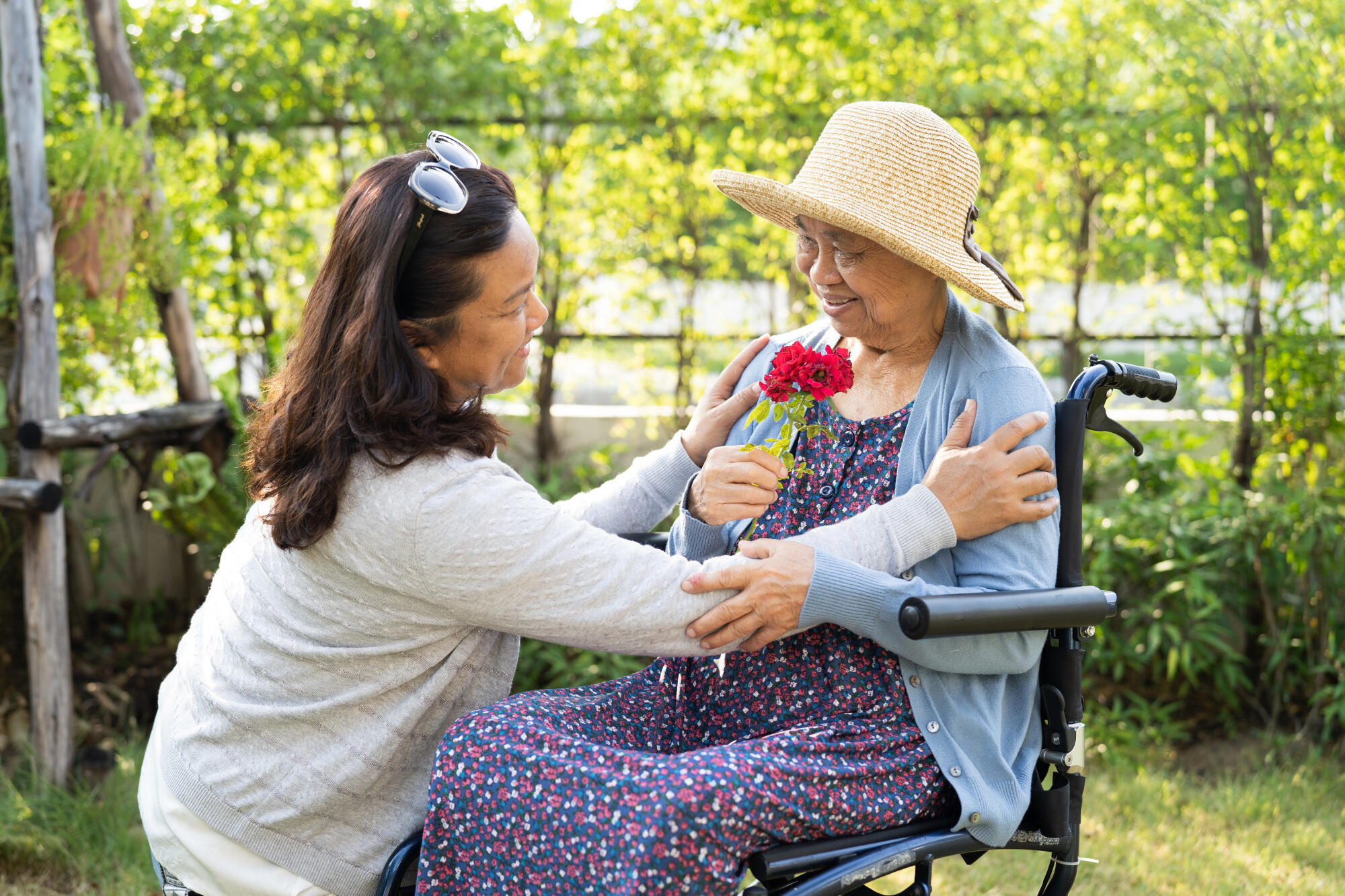 Mother's Day Activities for Seniors with Dementia in Marietta, Georgia